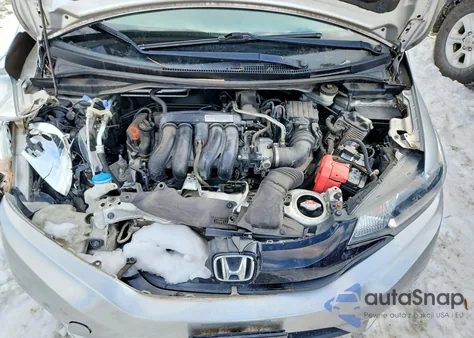 2015 Honda Fit Lx z USA, uszkodzony, nr VIN 3HGGK5H5XFM779811